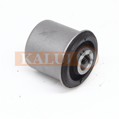 Upper Arm Bushing 54542-2S610 54542-8B400 Ni-ssan Pick Up Navara